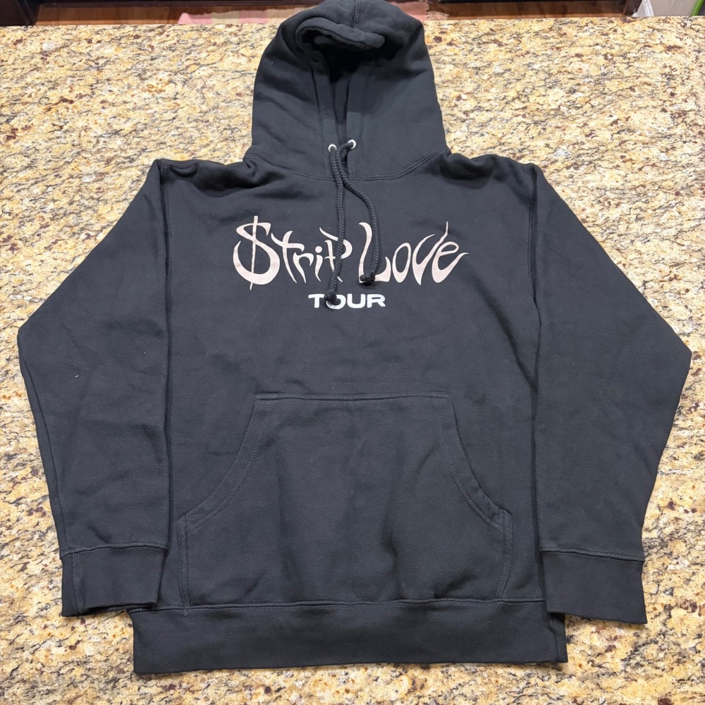 Karol G Strip Love Tour 2022 Hoodie Black Mens Small Concert Merch Graphic